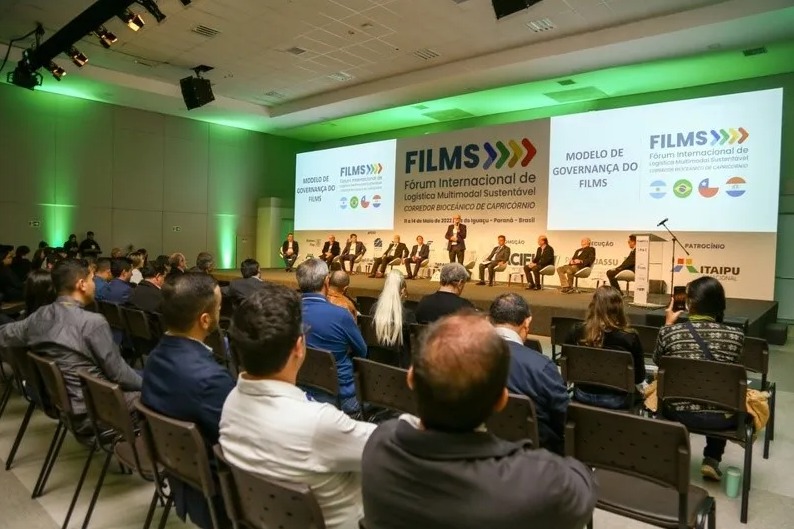 Fórum de logística aprova aliança entre cinco países por corredor de transporte bioceânico